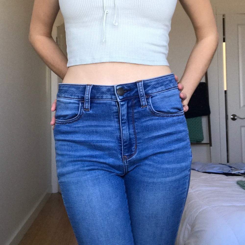 LAST CHANCE! AEO Super Hi-Rise Jegging